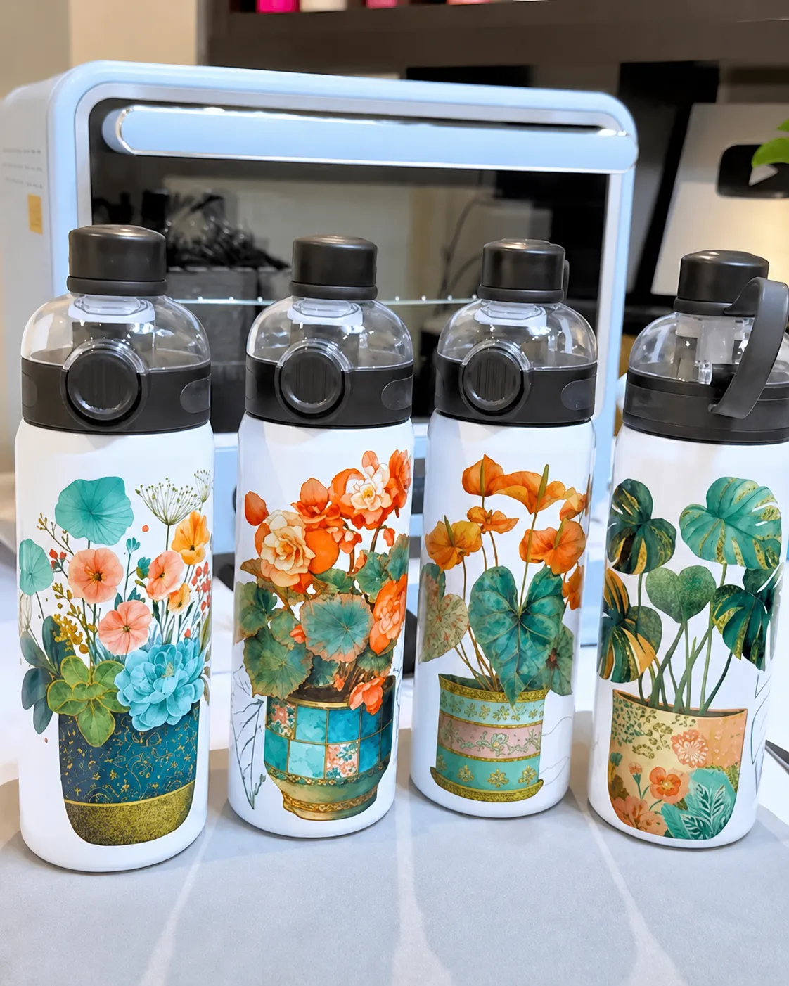 Creator customized sublimation water bottles with colorful designs